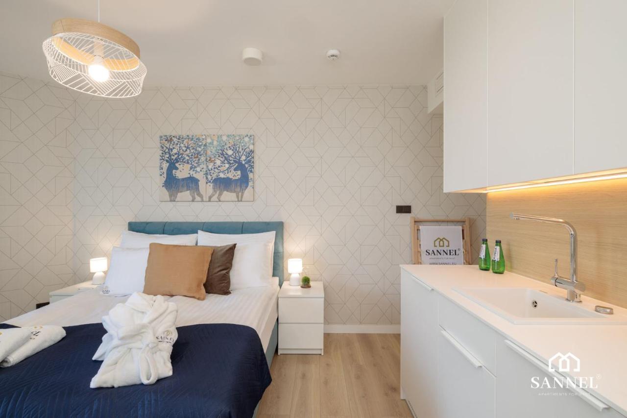 Apartament Horizon Z Dostepem Do Basenow,Strefy Saun,Jacuzzi- Pinea Apartments Pobierowo-Sannel Apartments For Rent Екстериор снимка